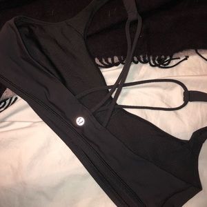 Lululemon sports bra